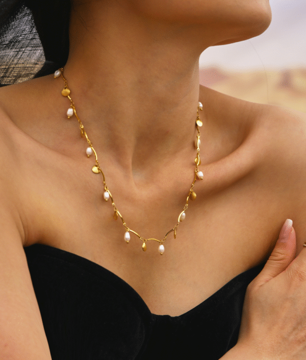Small shell freshwater pearl necklace ins style creative design - Image 2