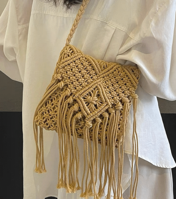 Versatile tassel hand-woven bag for women